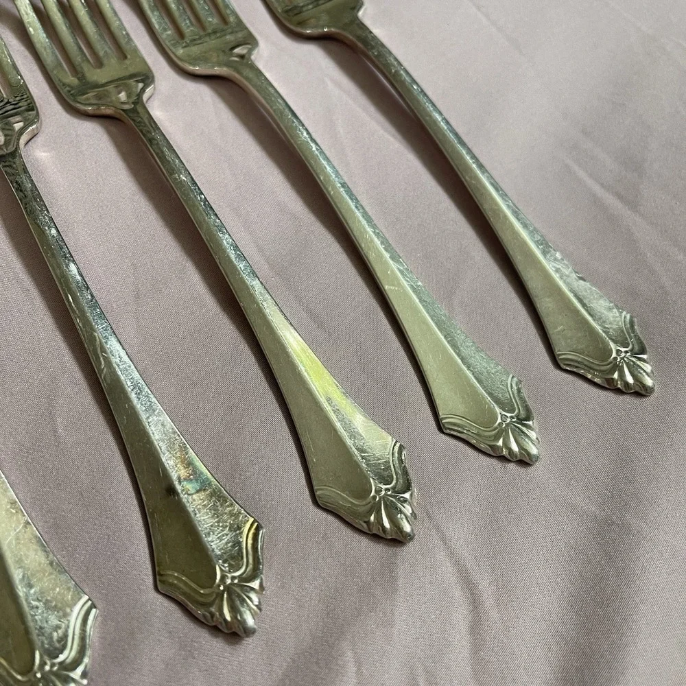 Vintage 6 Oneida Heirloom Community Belcourt Silverplate‎ Dinner Forks Set